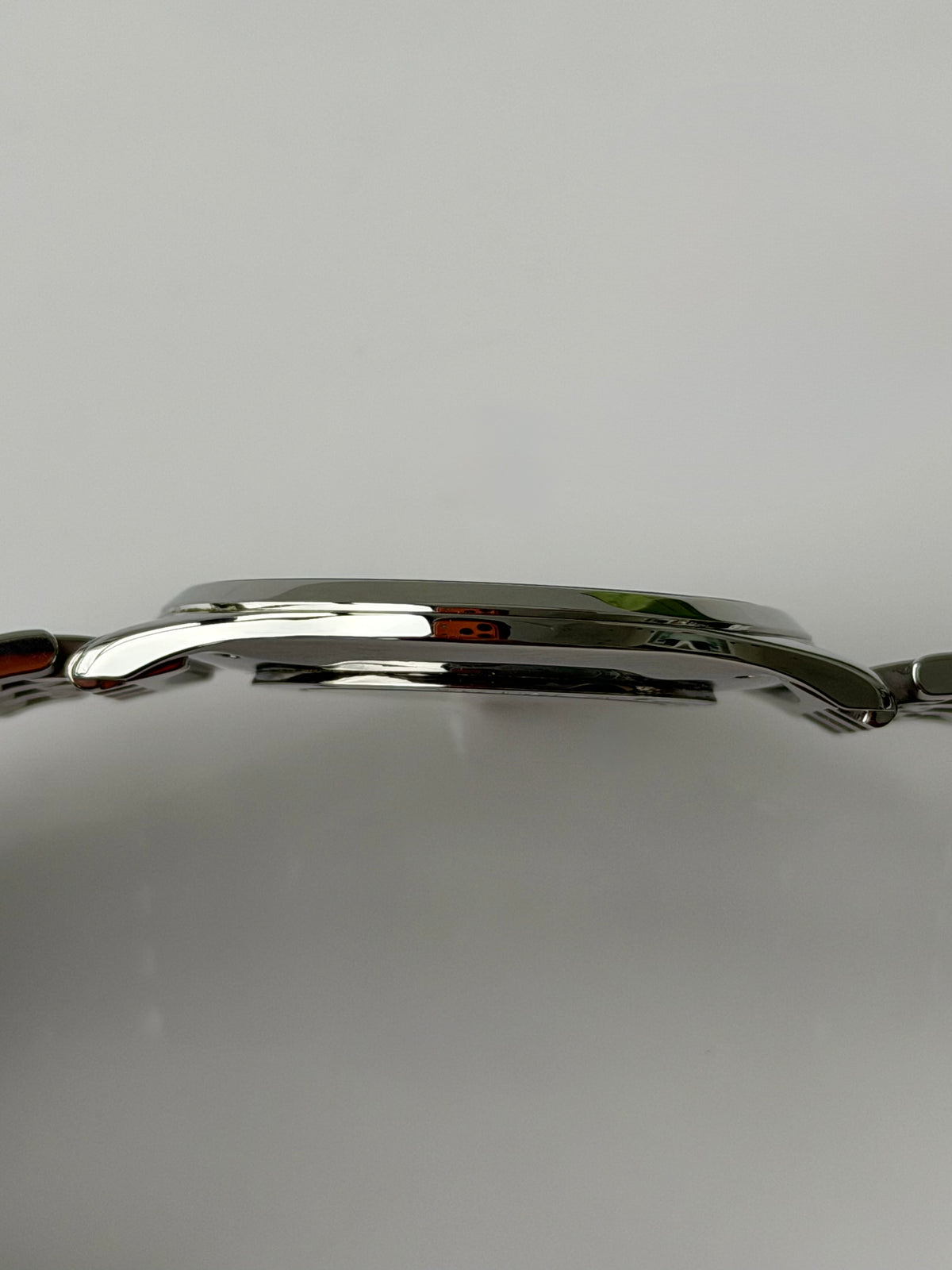 Jaeger-LeCoultre Master Ultra Thin Q1348120 on Bracelet with Papers