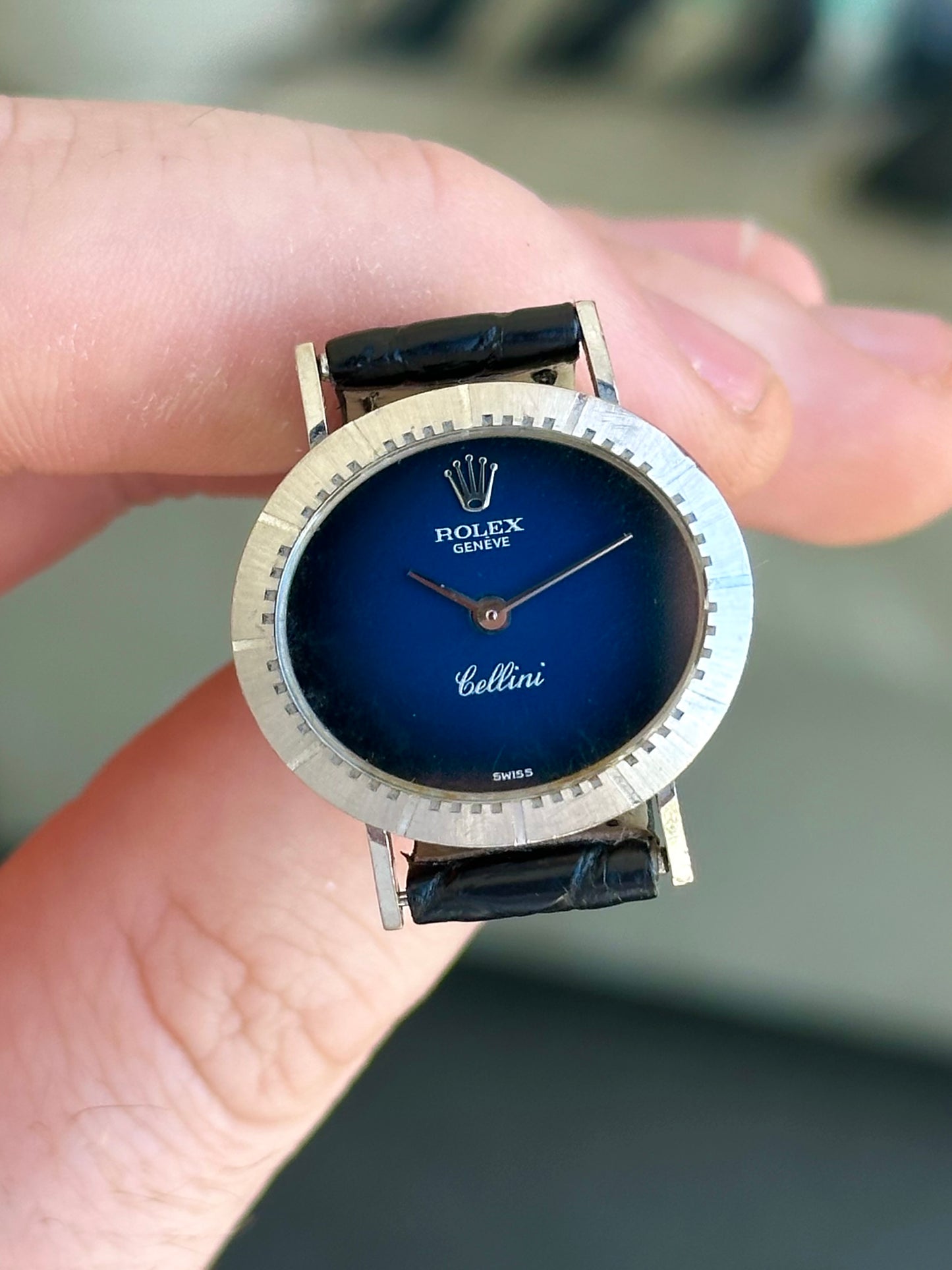 Rolex Cellini Blue Lacquer Vignette Dial 18k Gold