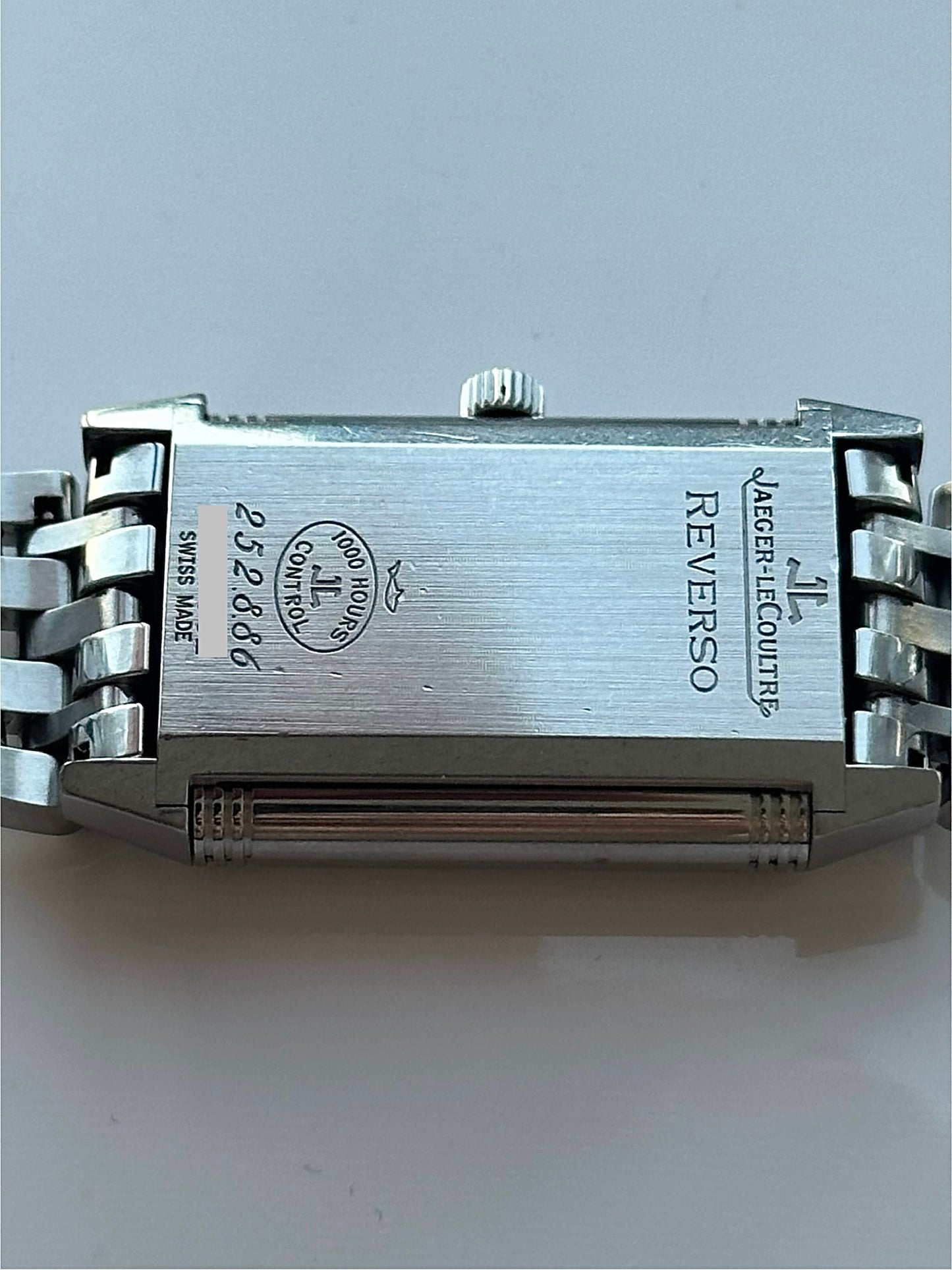 Jaeger-LeCoultre Reverso Classique on Bracelet 252.8.86