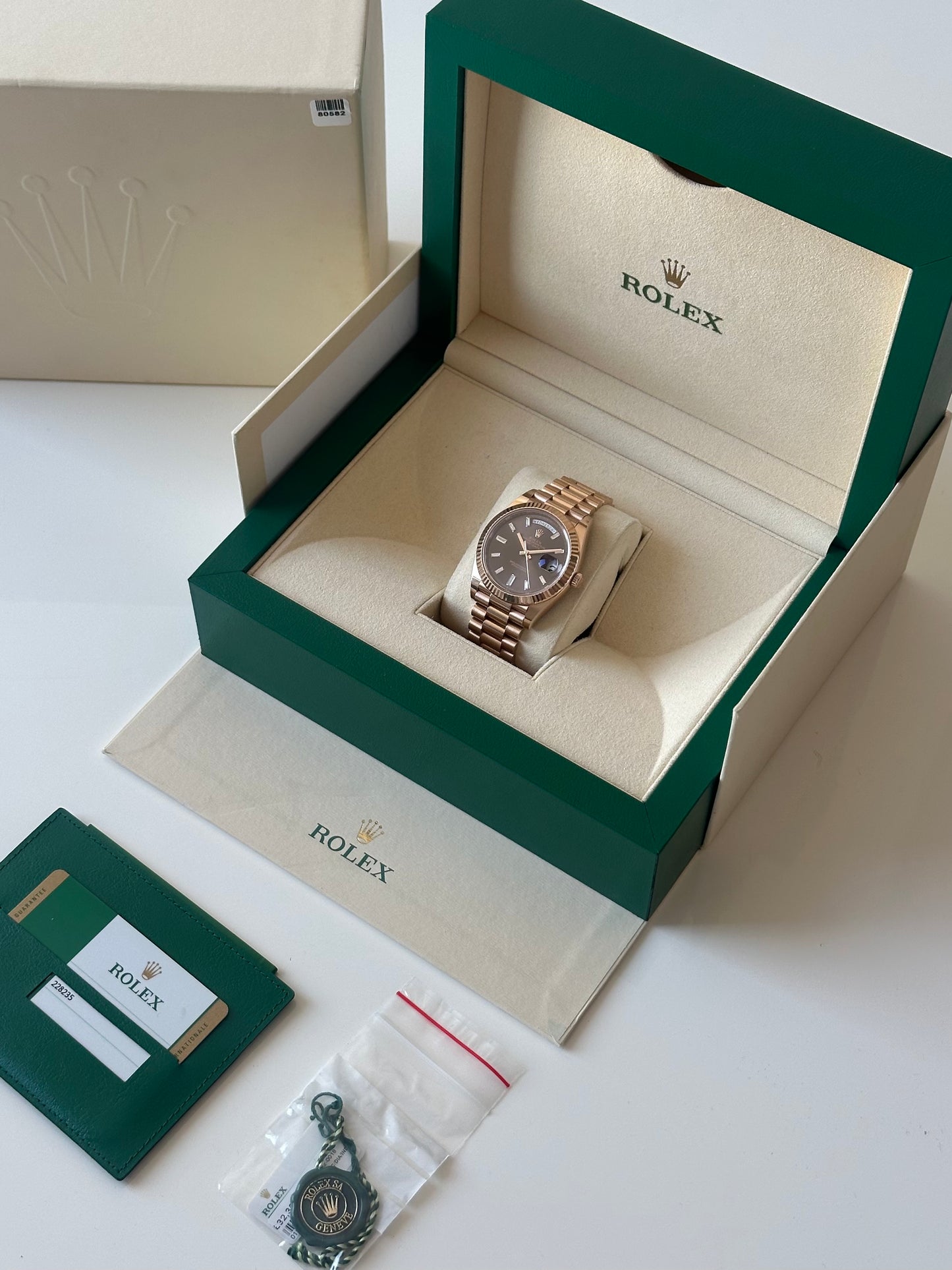 Rolex Day-Date 40 Rose Gold Chocolate Diamond Dial