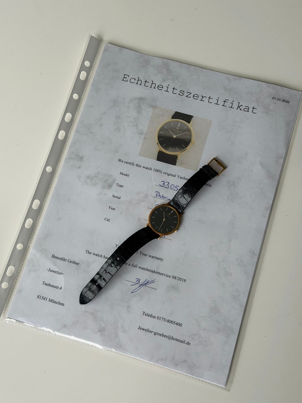 Vacheron Constantin Ultrathin Black Dial 33051 with Buckle and Leather