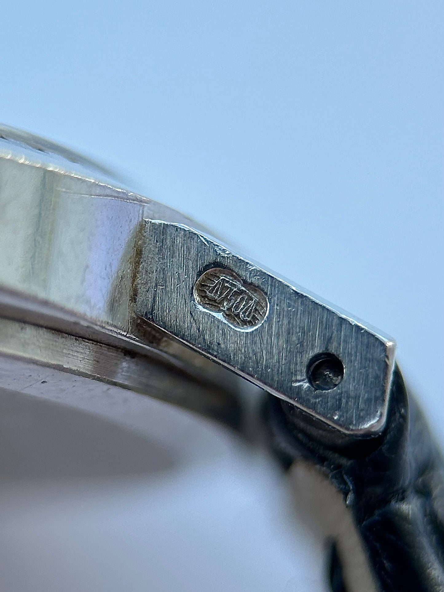 Rolex Cellini Blue Lacquer Vignette Dial 18k Gold