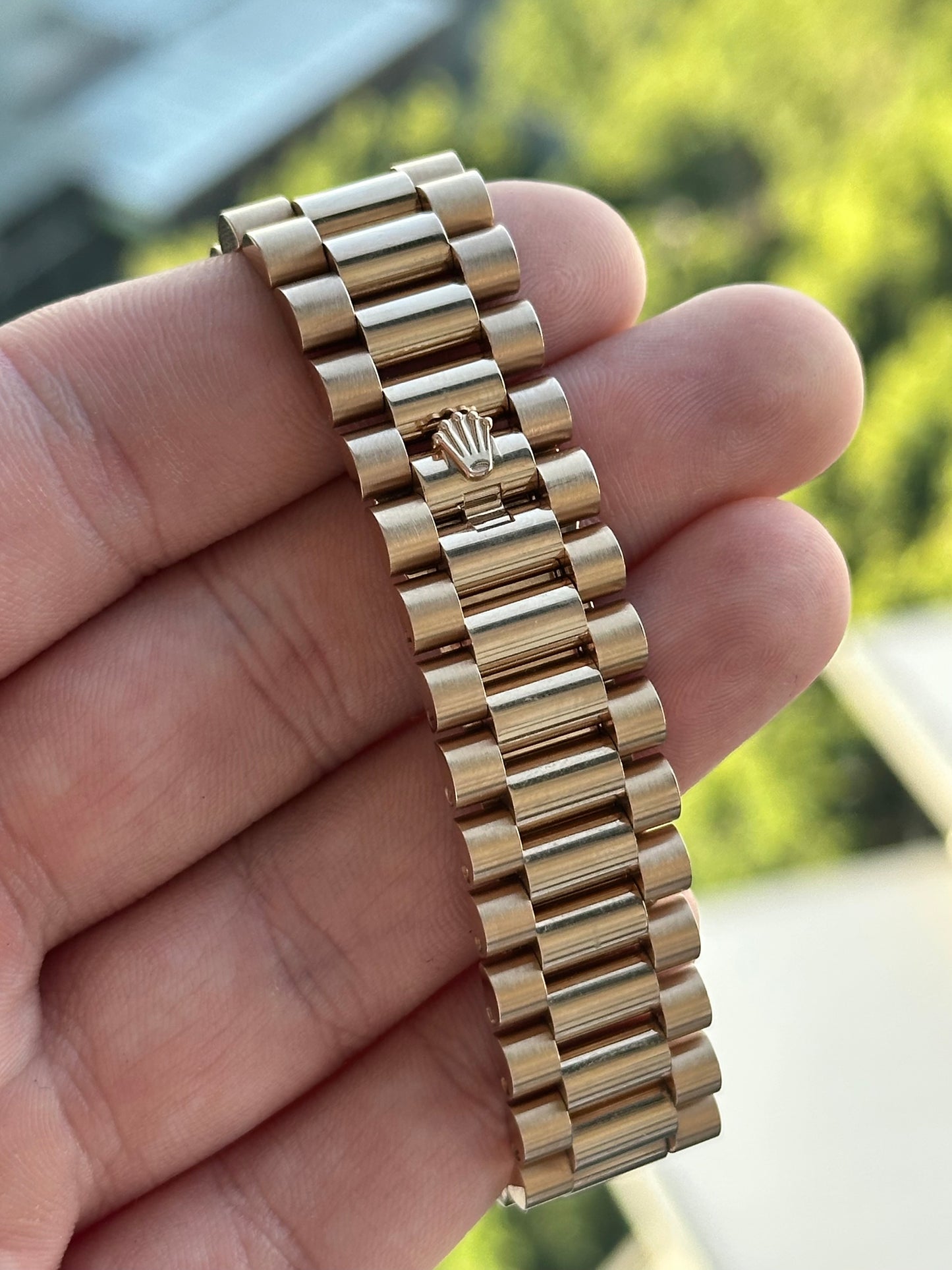 Rolex Day-Date 40 Rose Gold Chocolate Diamond Dial