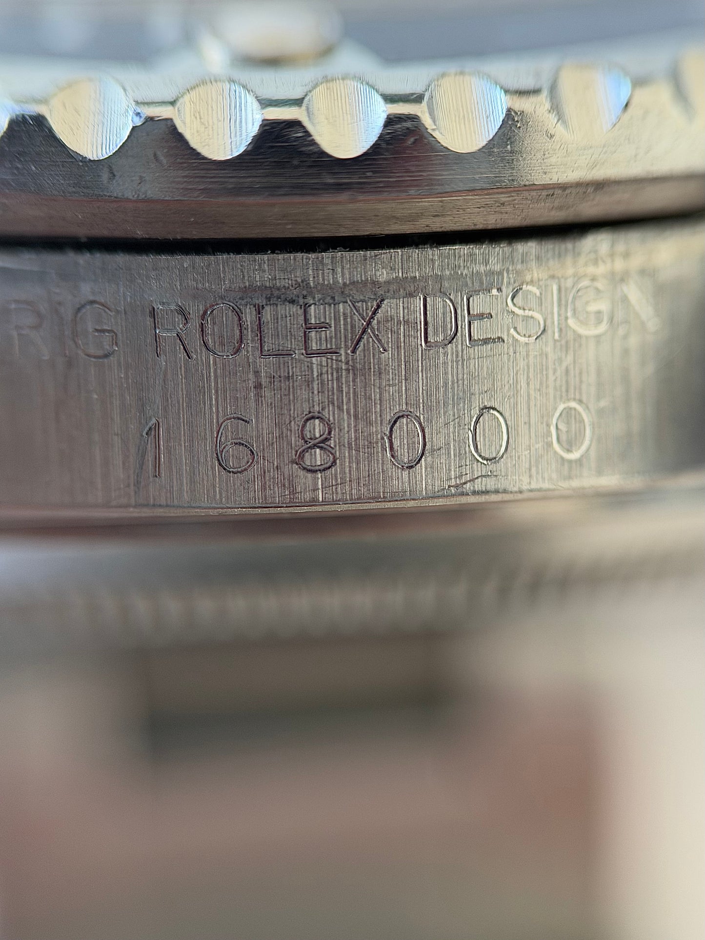 Rolex Submariner Date 168000 1987 with Box + Booklets