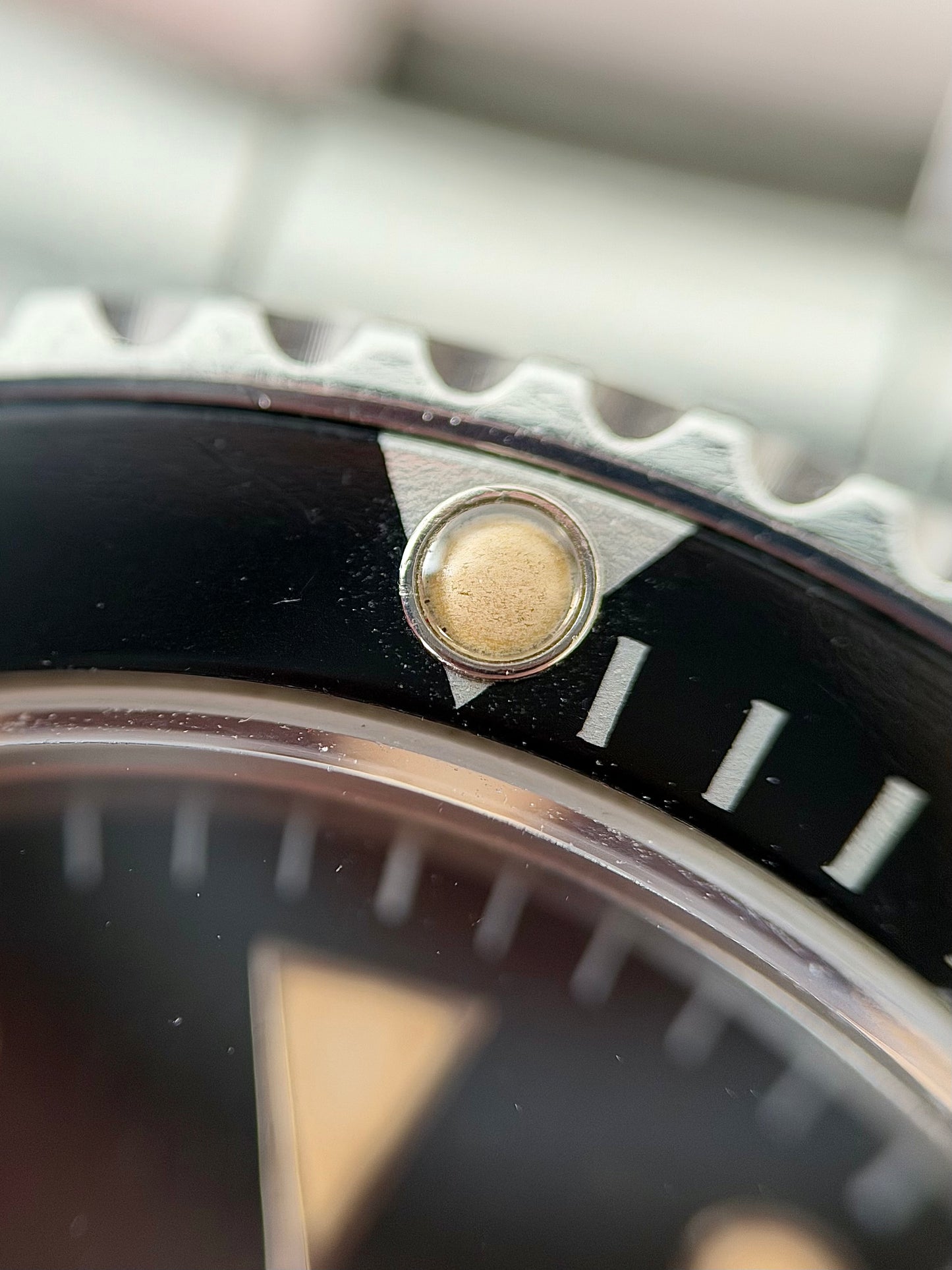 Rolex Submariner Date 168000 1987 with Box + Booklets