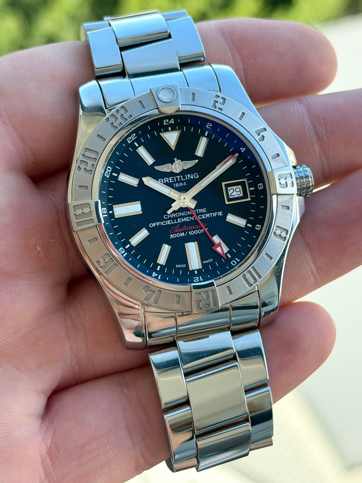 Breitling Avenger II GMT 2015 with Papers A3239011