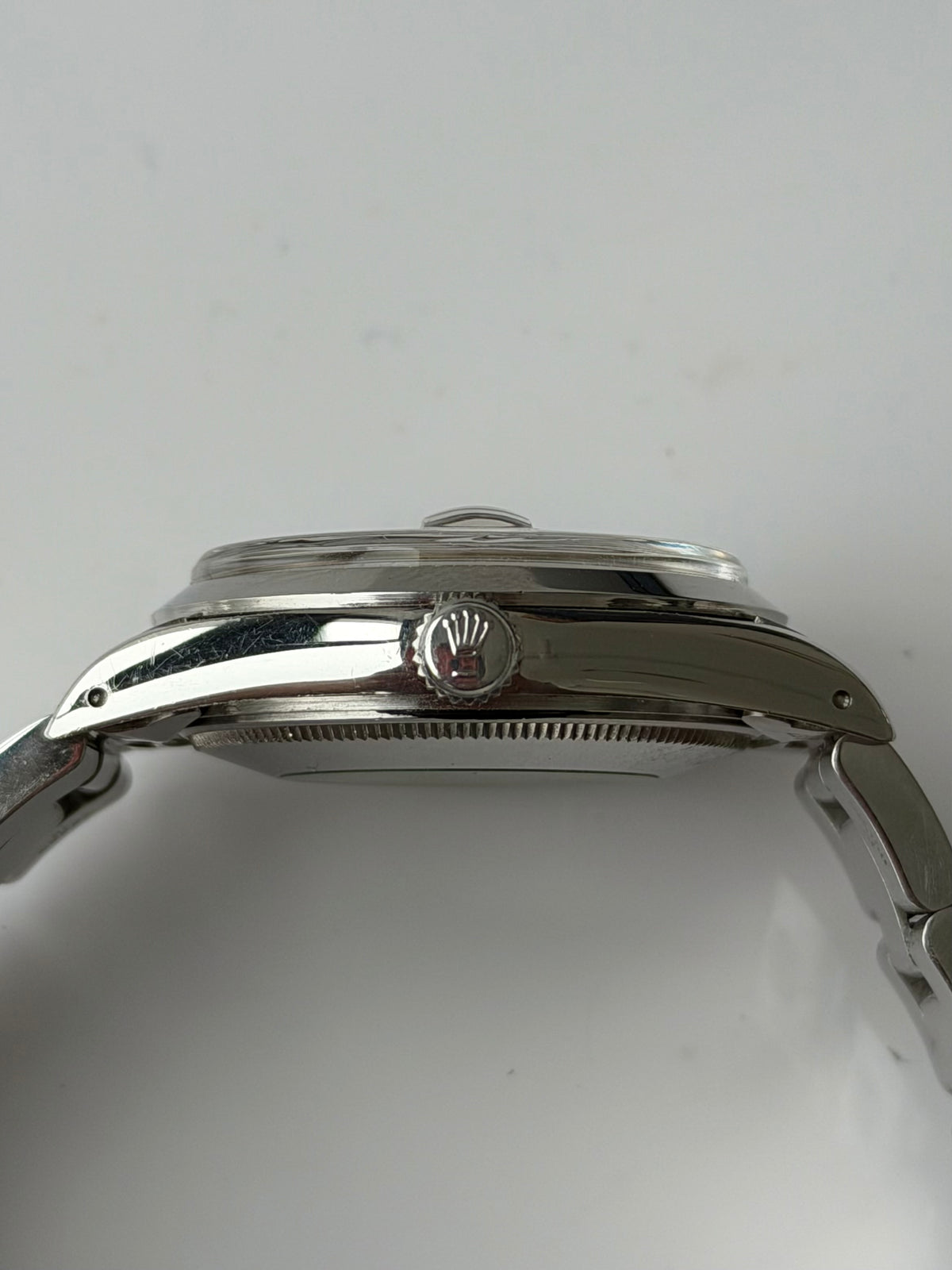 Rolex Oyster Perpetual Date Gold Hour Markers 15000 1983