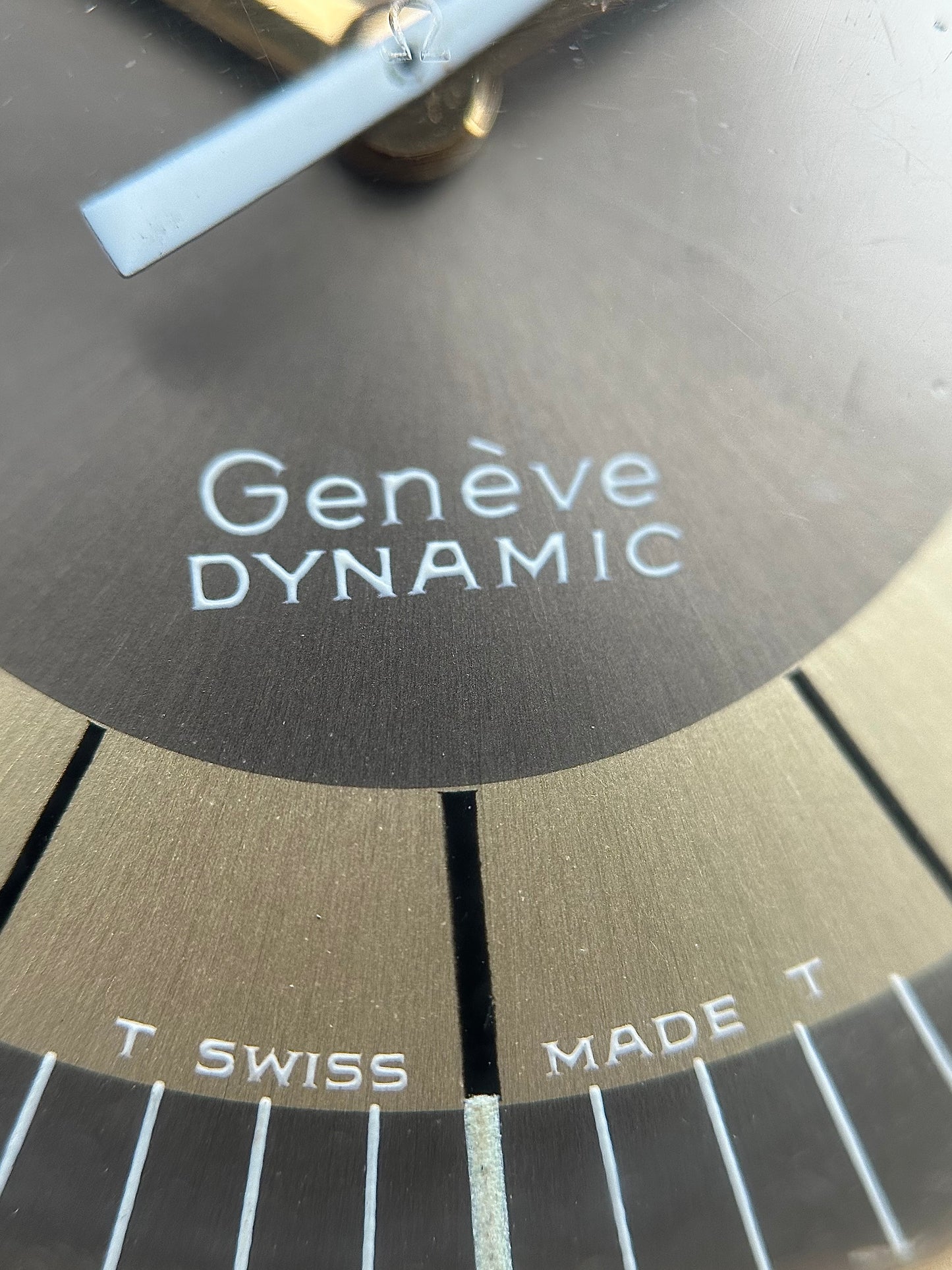 Omega Dynamic 41mm ‘Golden Eye’ Dial