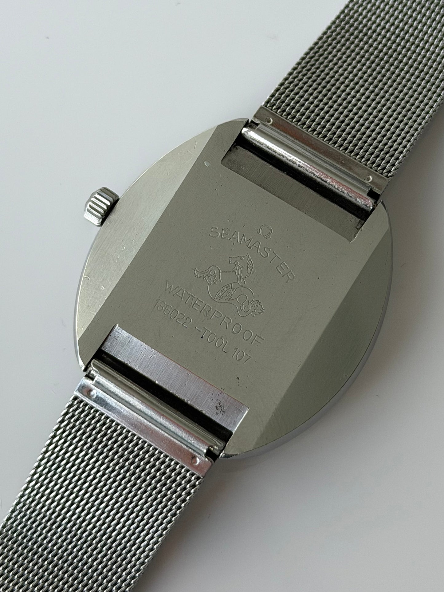Omega Seamaster Cosmic Blue Outer Track on Mesh Bracelet