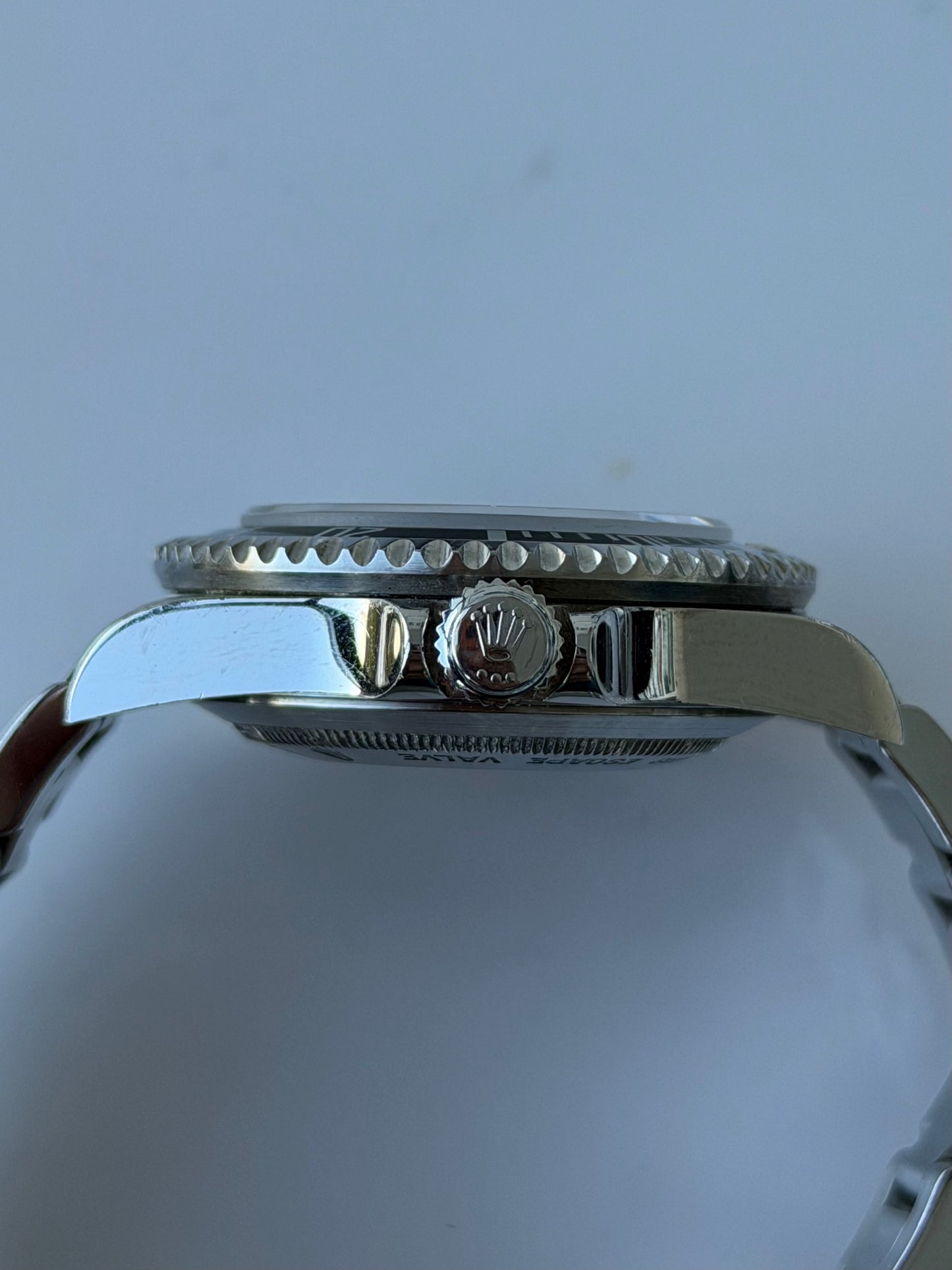 Rolex Sea-Dweller 16600 2005 with RSC + Box