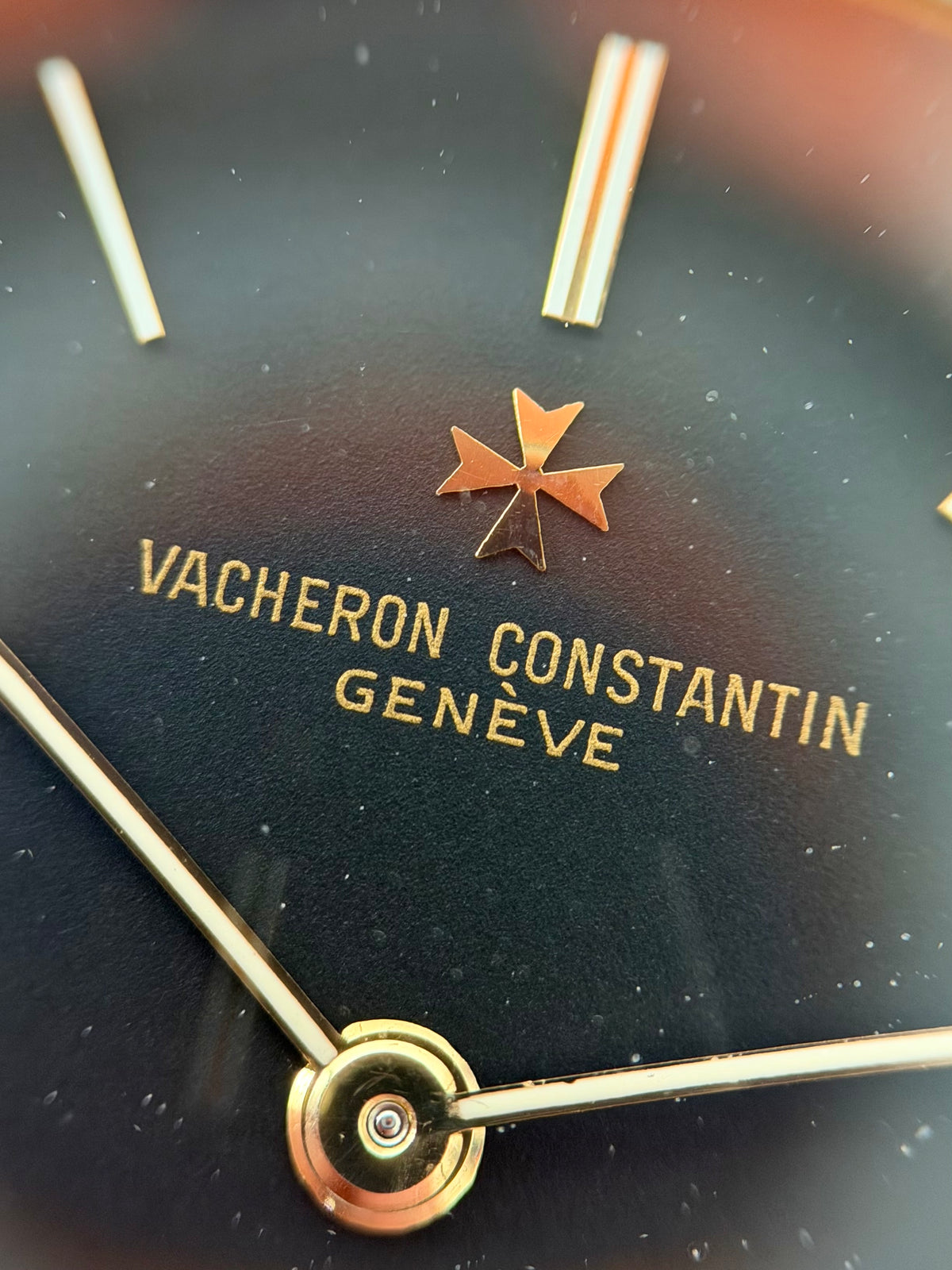 Vacheron Constantin Ultrathin Black Dial 33051 with Buckle and Leather