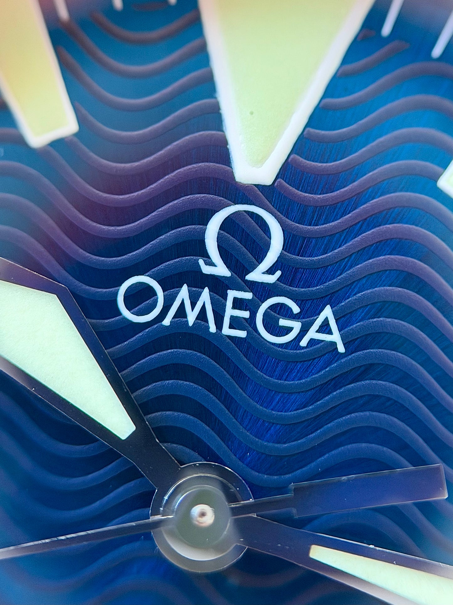 Omega Seamaster 300 Electric Blue 36mm 1998 Box + Booklets