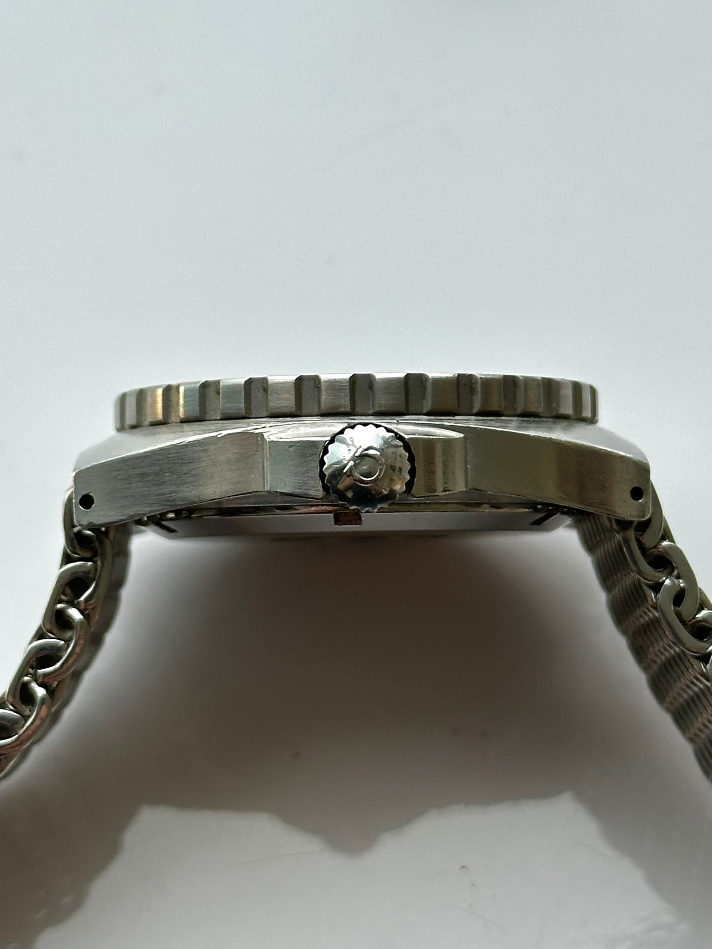 Omega Semaster 120 Ploprof 166.0250