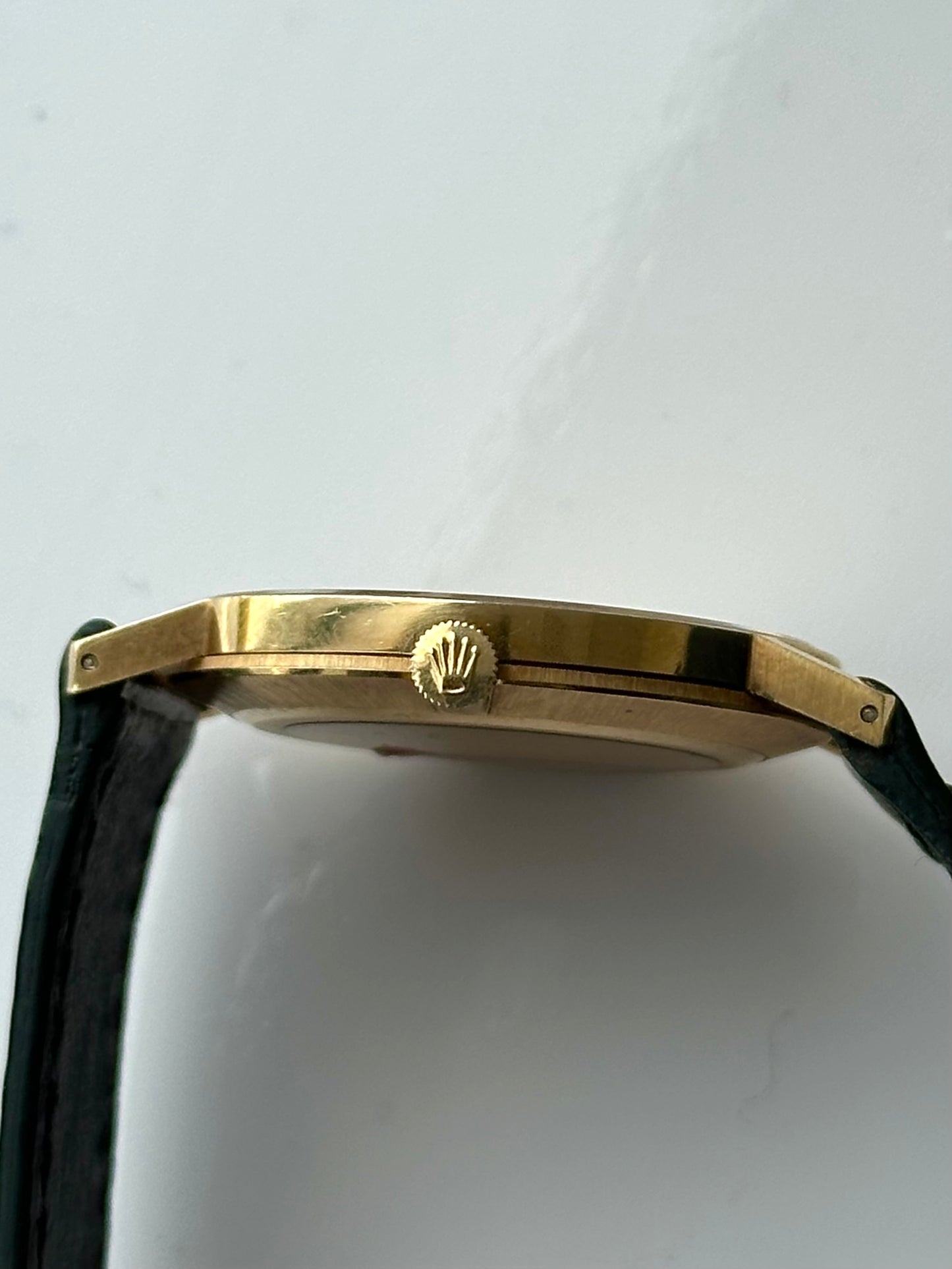 Rolex Cellini 18k Solid Gold Slimline 1970s with Rolex Buckle