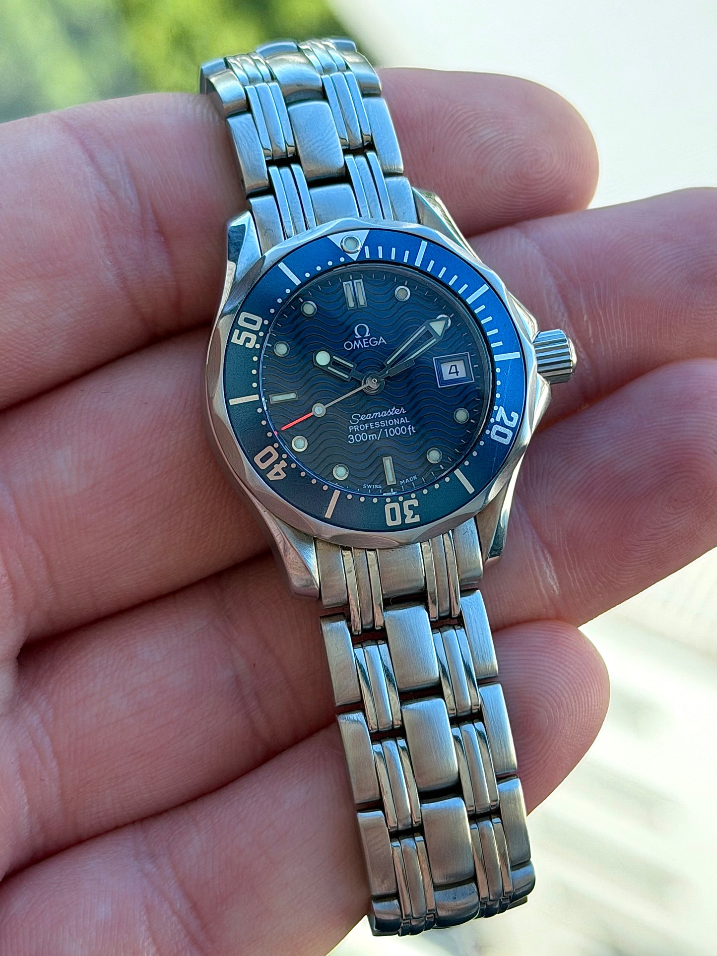 Omega Seamaster 300 Wave Dial Ladies 28mm