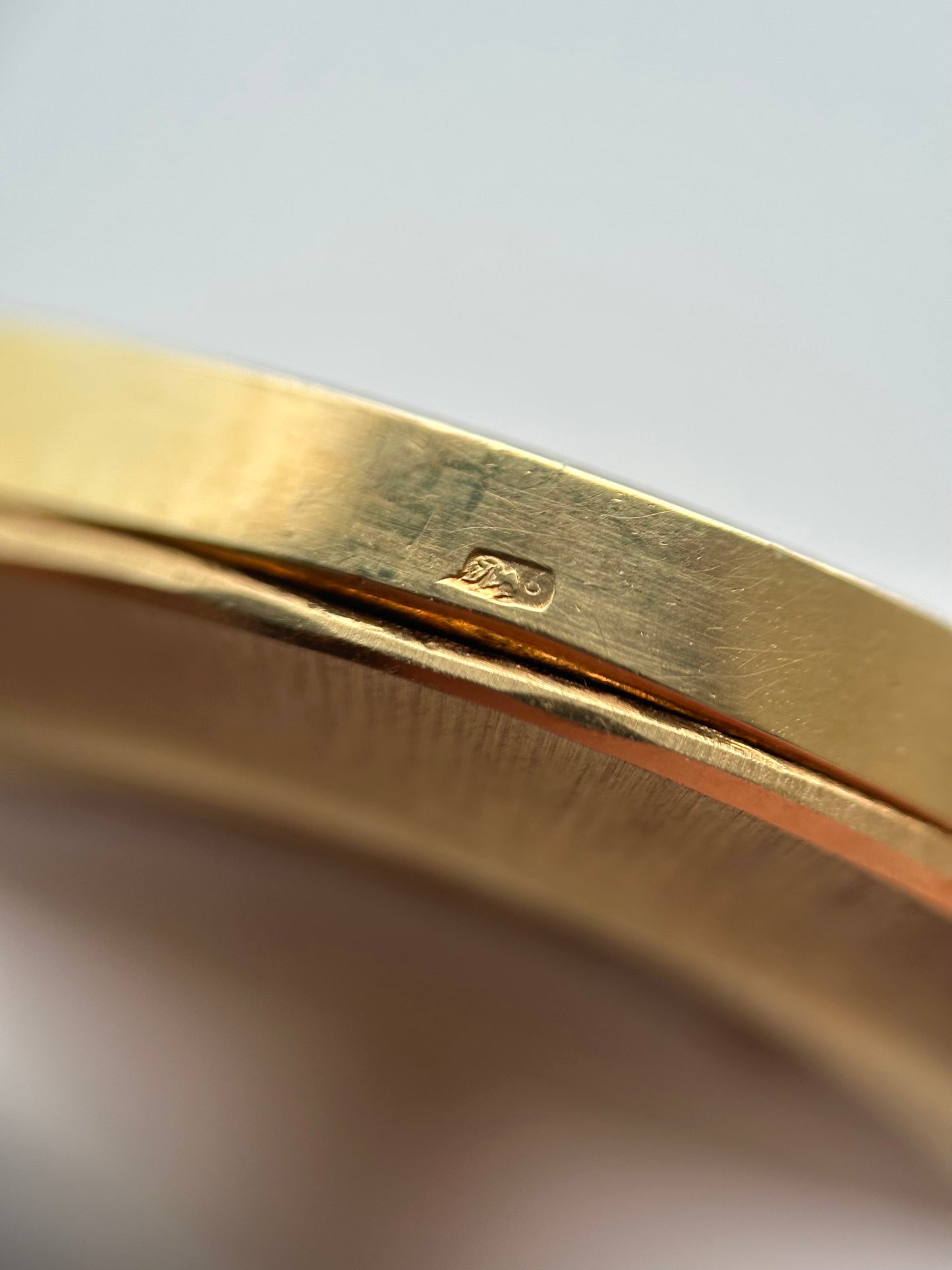 Rolex Cellini 18k Solid Gold Slimline 1970s with Rolex Buckle