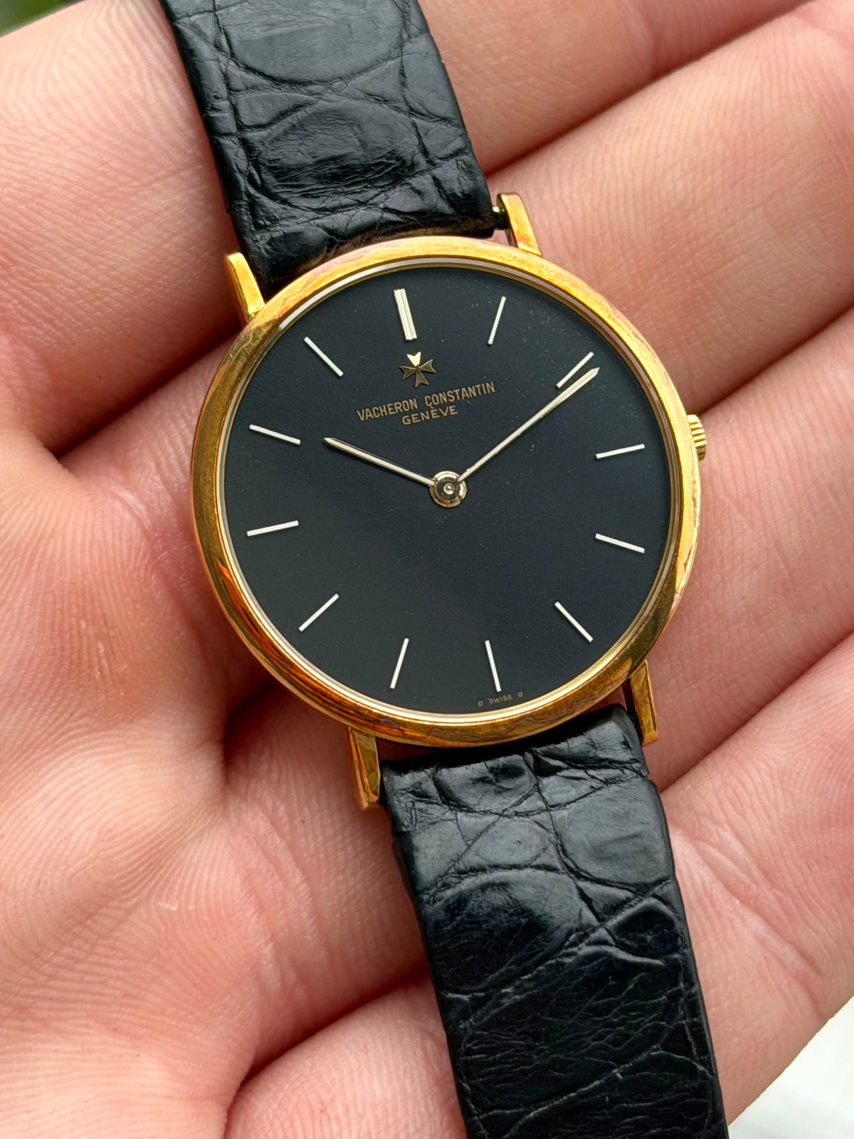 Vacheron Constantin Ultrathin Black Dial 33051 with Buckle and Leather