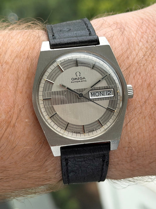 Omega Rare Barcode Racing Dial 166.0141