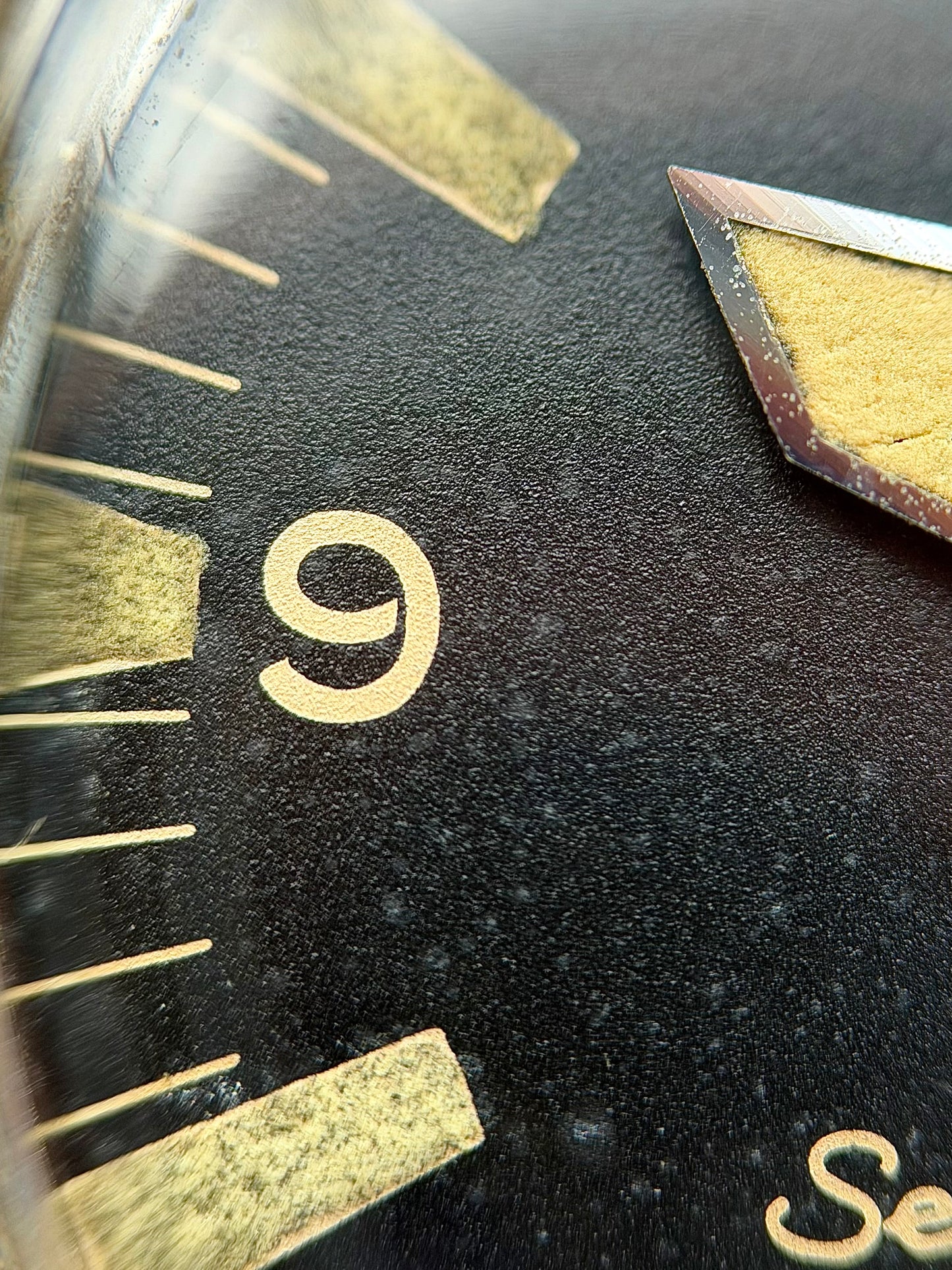 Omega Seamaster 300 165.024 1968 Bakelite Bezel