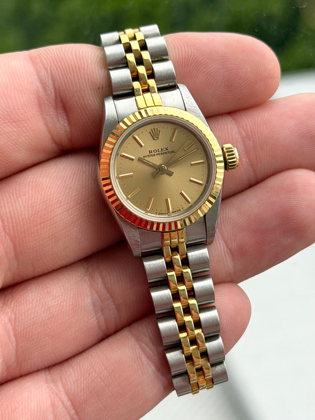 Rolex Ladies Oyster Fluted Champ Dial 1987 67193 with Box