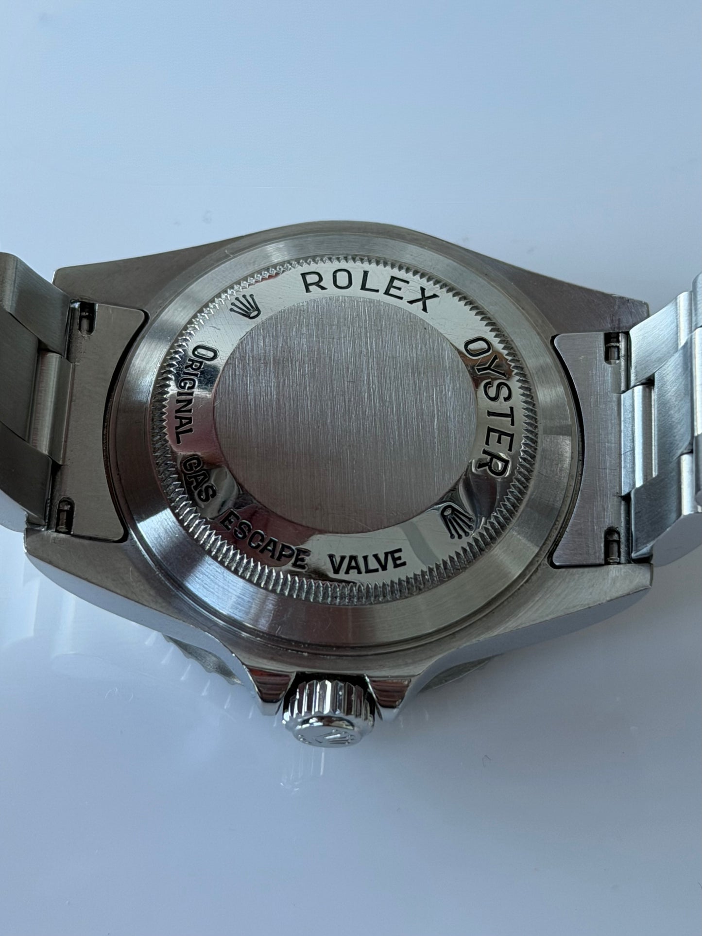 Rolex Sea-Dweller 16600 2005 with RSC + Box