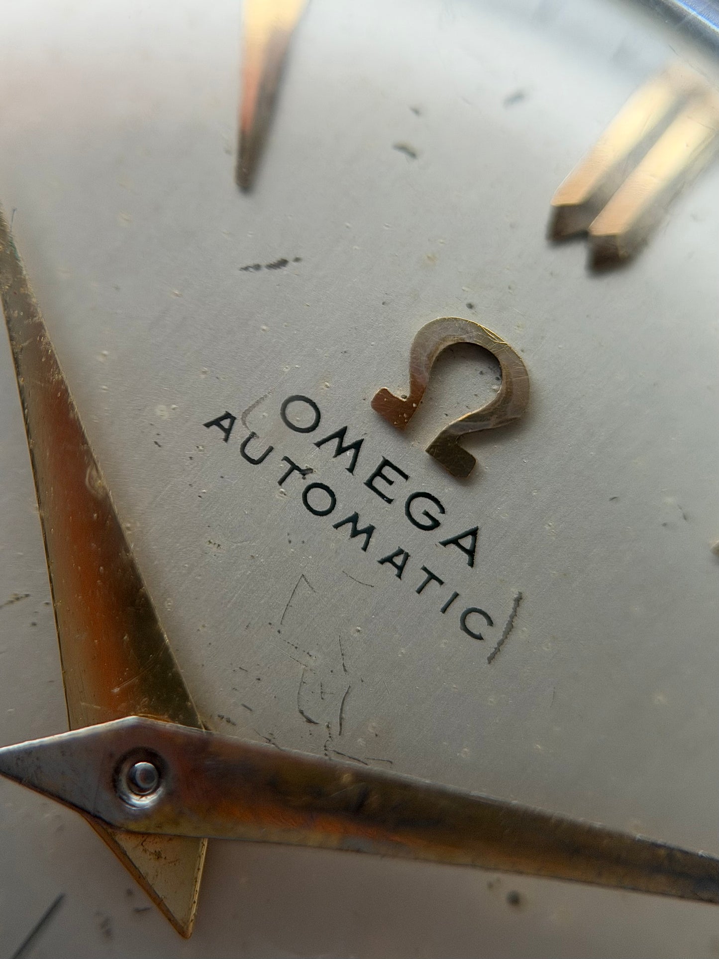 Omega Fancy Lug Sub Seconds