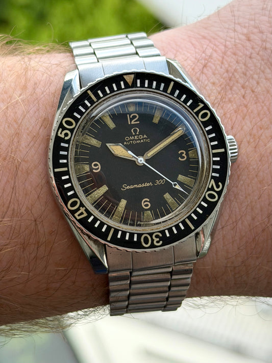 Omega Seamaster 300 165.024 1968 Bakelite Bezel