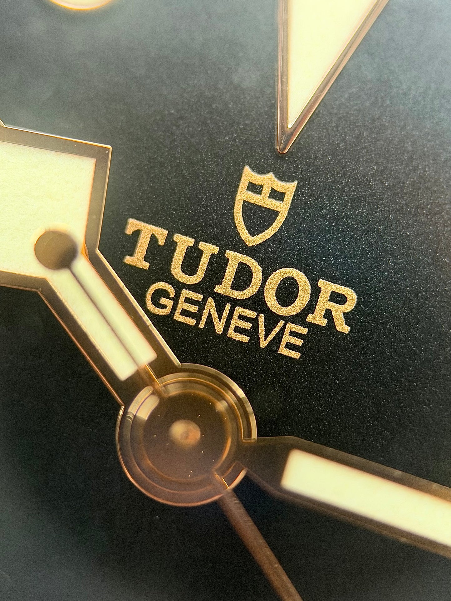 Tudor Black Bay Heritage Burgundy 2025 Full Set “Like new”