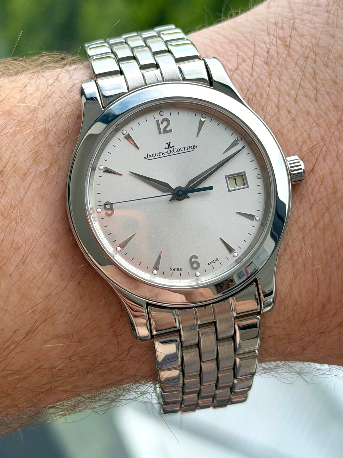 Jaeger-LeCoultre Master Control Automatic Silver Dial on Bracelet 147.8.37.s Full Set