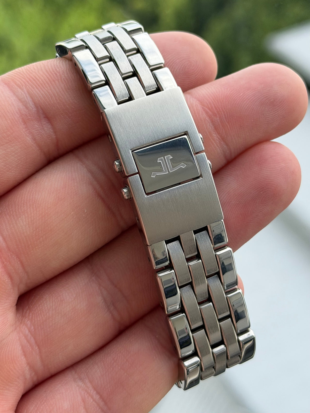 Jaeger-LeCoultre Master Control Automatic Silver Dial on Bracelet 147.8.37.s Full Set